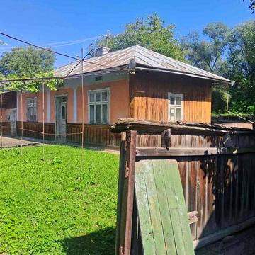 Продається будинок (господарство) м. Снятин