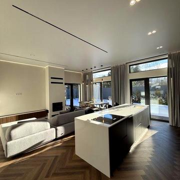 Будинок з ремонтом. АНАЛОГІВ НЕМА. МАКСИМАЛЬНА комплектація.