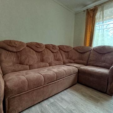 Зелена вул., 2