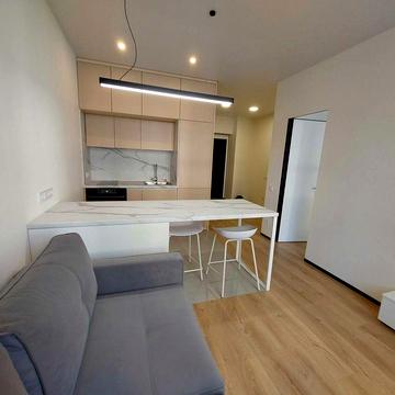 Жк Центральний - 2 невисокий поверх!