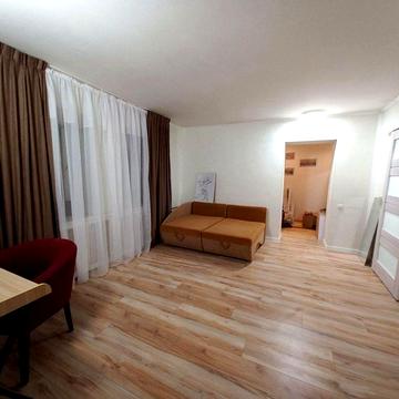 Простора 1-кімнатна квартира 36 м² вул. Срібнокільська 20