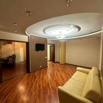 Продам 3к квартру .Аерокосмический проспект.Левада