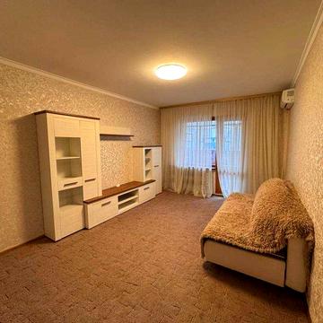 Срібнокільська, 14 м. Позняки, Осокорки 5хв до метро