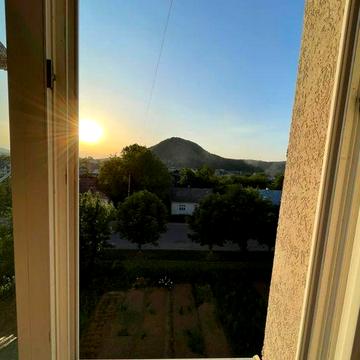 Здається 2к квартира в центрі