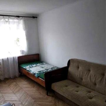 Продаж 2-кімнатної квартири вул. Панаса Мирного