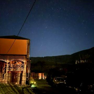 Здається будинок