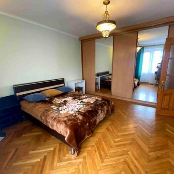 Оренда 2 кімнатної квартири вул Лисенка ( Личаківська )