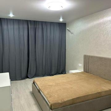 Оренда 2 кімнатної нової квартири 70 м2 перша здача крюковщина вишневе