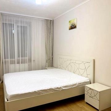 Оренда 3 кімнатна квартира по вул. Б.Хмельницького с. Зубра (Сихів)