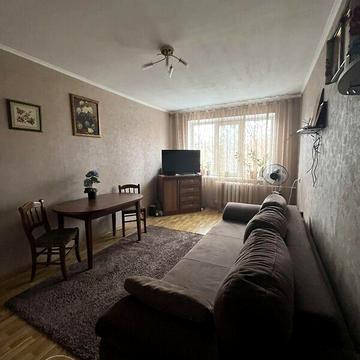 Продаж 2к Квартира Юності проспект