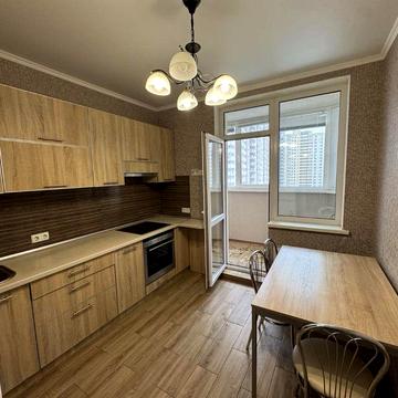 1к кв - ЖК Лісовий квартал / меблі, техніка (генератор на буд.)