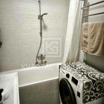 Без комісії! Світла та простора однокімнатна квартира.