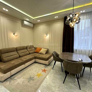 Оренда 2х кім. квартира площею 60м2 Royal Tower Саксаганського 37к