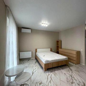 Здається 1к.квартира - студія в Жк «Дрім Таун»