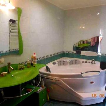 Оренда 4-кімнатної квартири по вул. Теремківська, 1 до м.Теремки 300м!