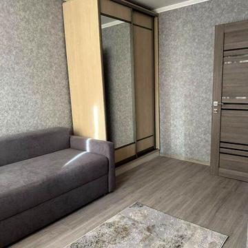 Довгострокова оренда 1к Квартира Володимира Великого вулиця