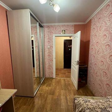 Продаж 2-кімнатної квартири з ремонтом, Рокоссовського, ринок Ніва