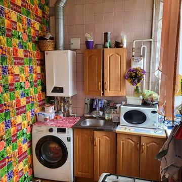 Продам 3к квартиру ул. Приднепровская, район Клинчик. Сертифікат.