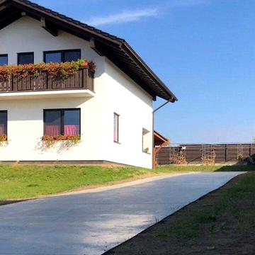 Пропонуємо придбати чудовий будинок у мікрорайоні Горяни