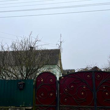 Терміново продам будинок + 6 сот. землі м.Славута