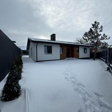 Продається новобудова на Новоолексіївці