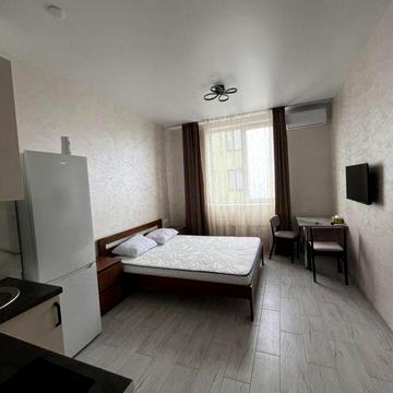 Сахарова, светлая квартира в новом доме, охрана