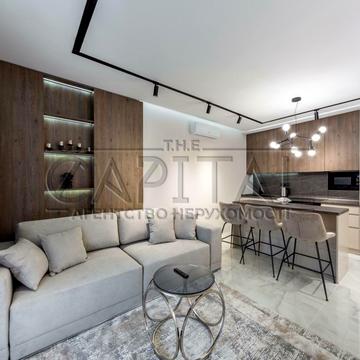 Джона Маккейна вул. (Івана Кудрі), 1-Б