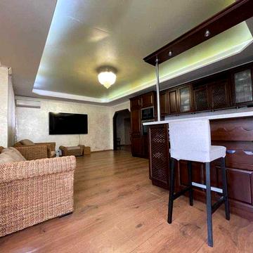 Здається простора та затишна 2-кімнатна квартира в самому серці Ірпеня