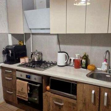 Продам 1 ком. квартиру метро Дворец спорта