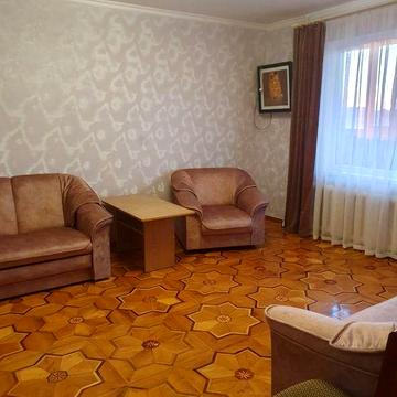 Сдам 3-комнатную квартиру с ремонтом на Таирова