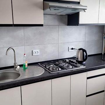 Довгострокова оренда 1к Квартира Грушевського Президента проспект