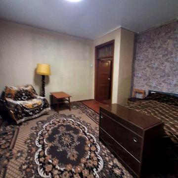 Продам 2к.квартиру на Баварії