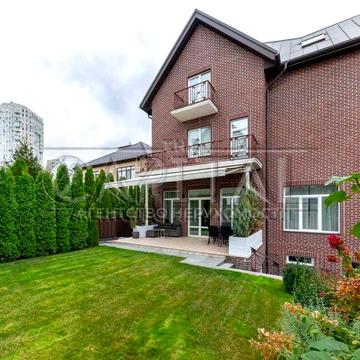 Оренда будинку з ліфтом Печерськ 420 м2