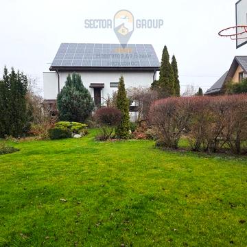 Гора, район Фори. 241 кв.м.. Газ, сонячні батареї з акумуляторами.