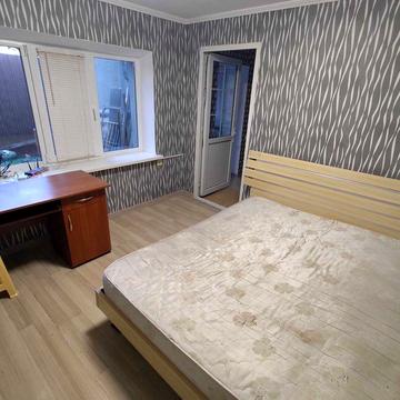 2к.будиночок поруч з Малиновським ринком