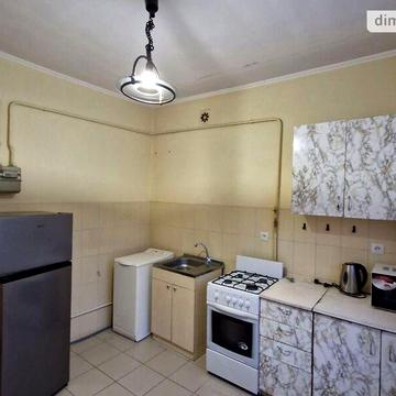 Довгострокова оренда 1к Квартира Академіка Євгена Лазаренка вулиця