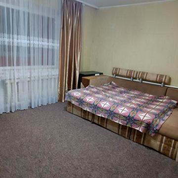 Здається 2-х кім. квартира на довгий термін