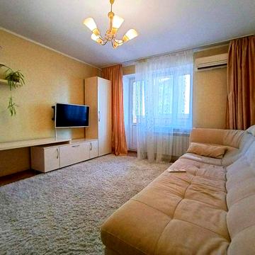 Довгострокова оренда 1-кімн квартири в центрі, за готелем Градецький.