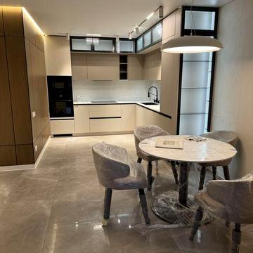 Продам таунхаус з шикарним ремонтом