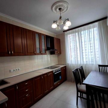 Оренда квартири Ломоносова 46/1 Здановської м.ВДНГ Іподром