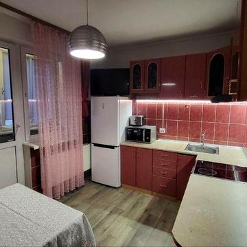 Продам БЕЗ КОМІСІЇ однокімнатну  квартиру Харківське шоссе 19а ЖК Мега Сіті