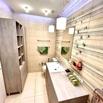 Продам трикімнатну квартиру, вулиця Миргородська, 100