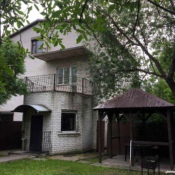 Оренда будинку 320м, Солом"янка, пр. Лобановського, пров. Караїмський