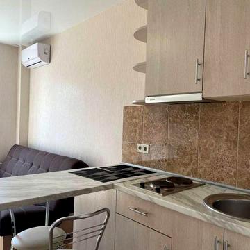 Сдам студию.Французский бульвар.Защитников Украины.Киевская.Барабашова