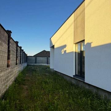 Продаж будинку в районі Епіцентр