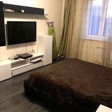 8000 за все. Вже вільна квартира