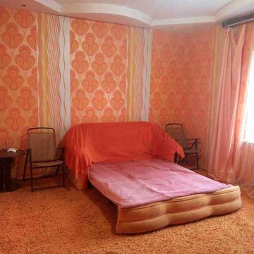 Здається в оренду частина будинку з окремим входом в районі Богунії