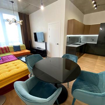 Жилянська вул., 68