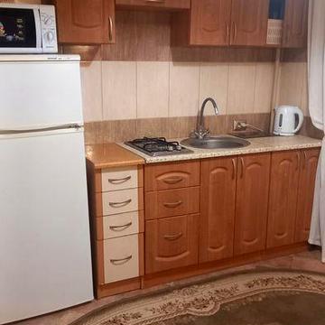 Сдам однокомнатную  квартиру. Правый берег, район 9й горбольницы