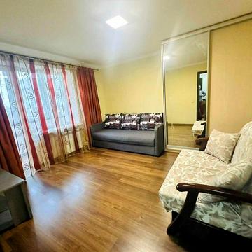 Оренда  1 одно кімнатної квартири з ремонтом.